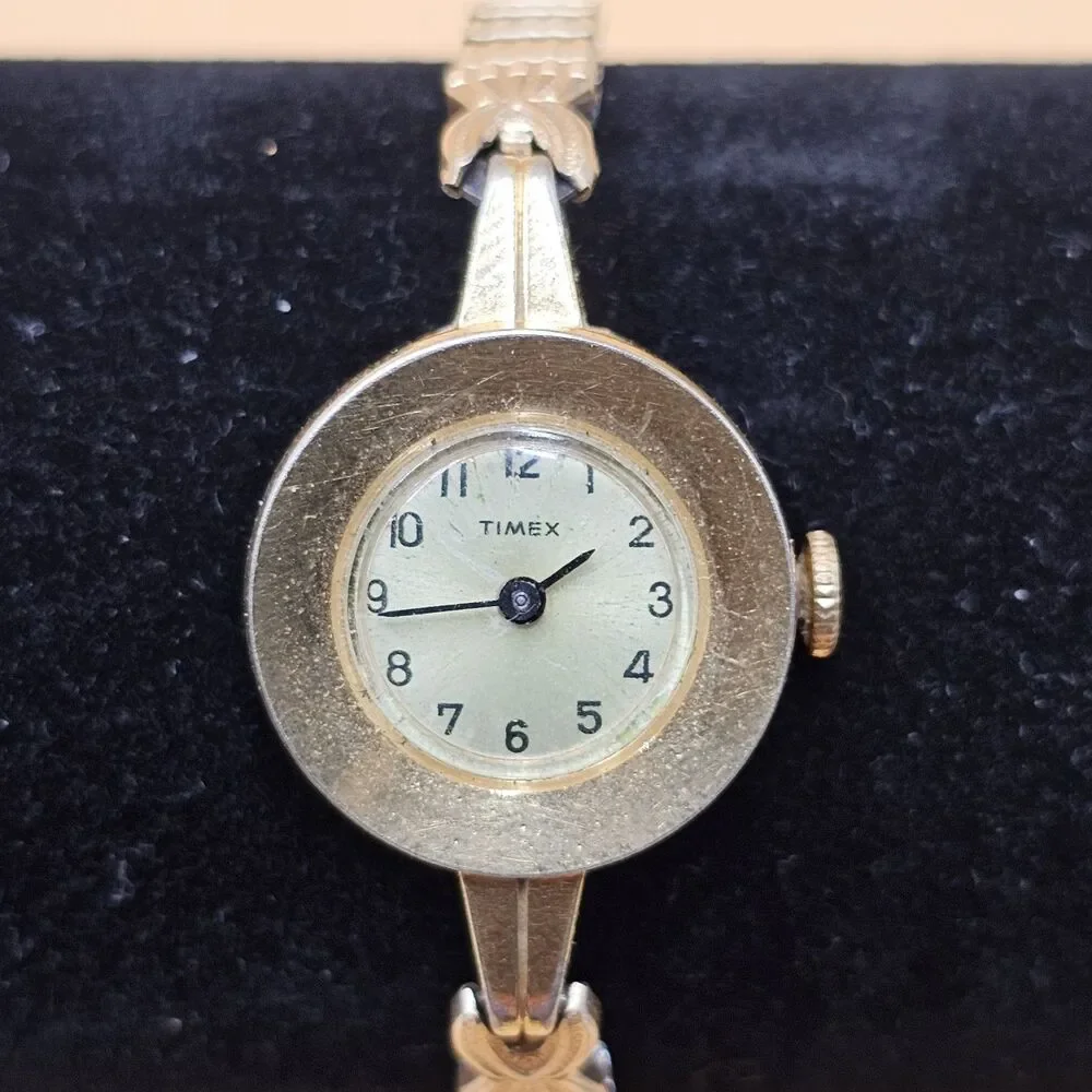 VINTAGE Timex 35D Manual Wind Women's Watch On Speidel 10k RGP Band Runs Great